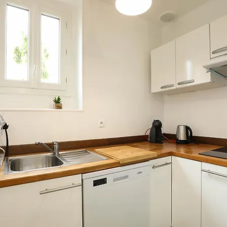 Au Centre Avec Mini Jardin Charmante Apartmán *